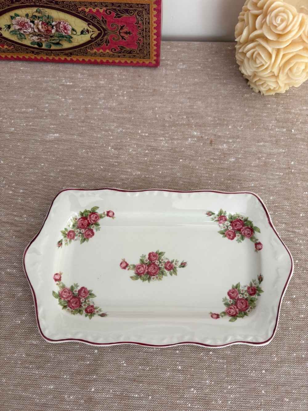 VTG Rose/Daisy Vanity Tray Cottagecore Sandwich Platter Royal Falcon England